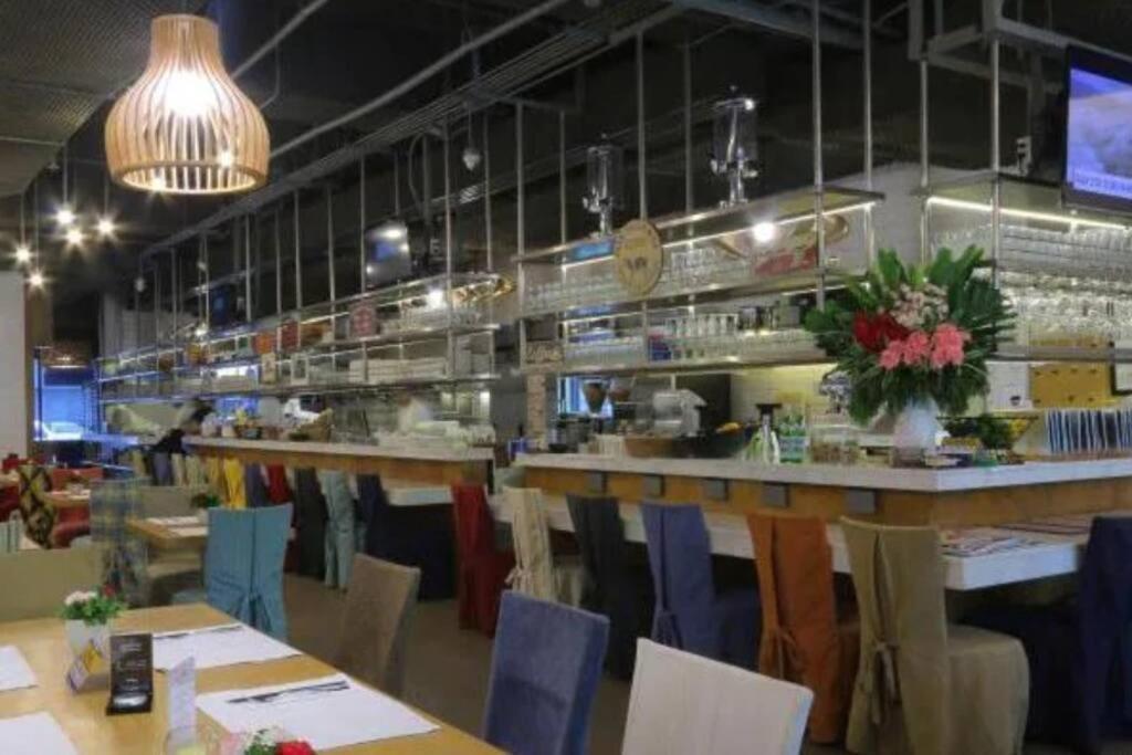Kl Tower Studio Legazpi Village, Makati Near Greenbelt & Aim Makati Manille Extérieur photo